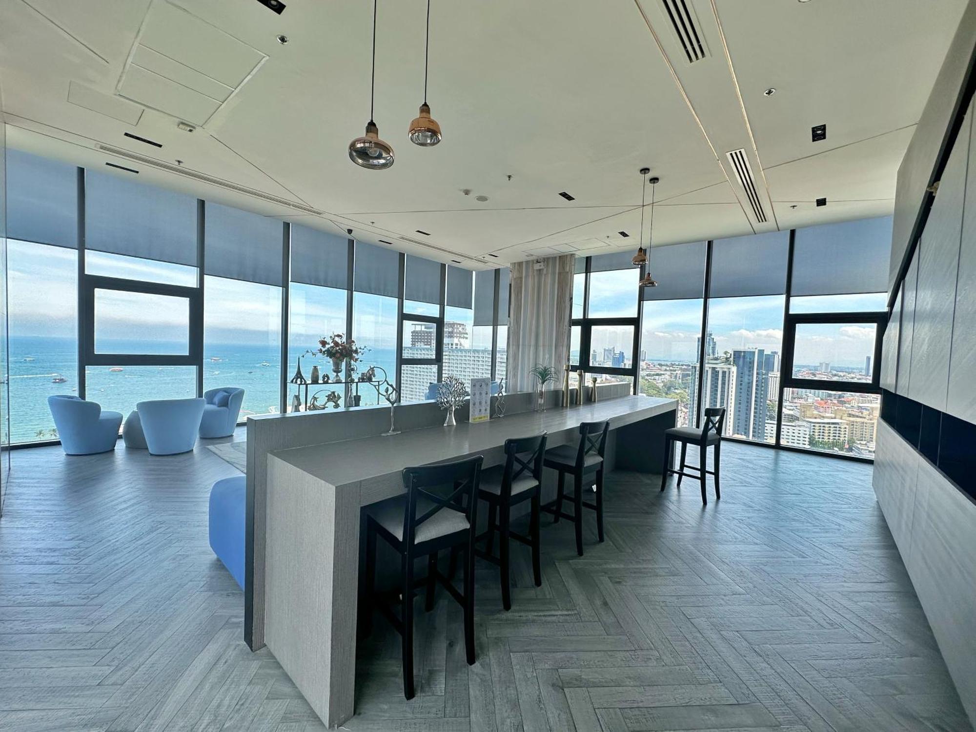 The Base Central Pattaya By Wwc Exterior foto
